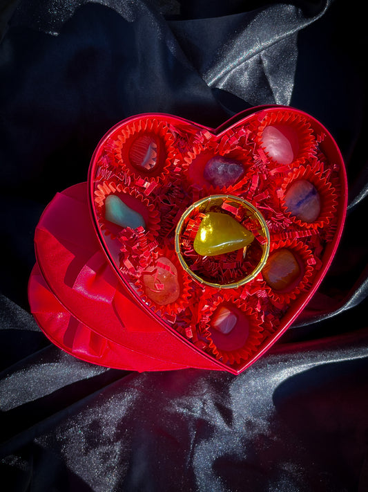 Holiday Crystal Gift Box *FREE PRIORITY SHIPPING*